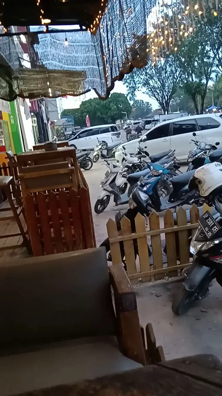 HOB Cafe - House of Beer 3