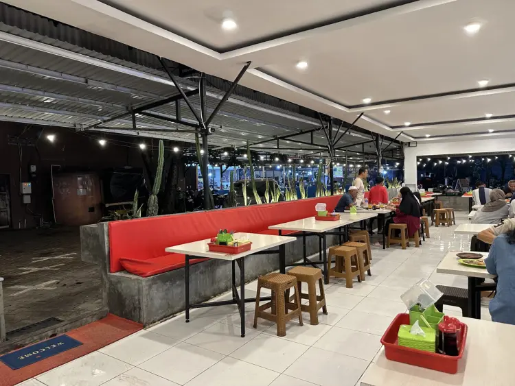 Brother John Seafood Restaurant 1