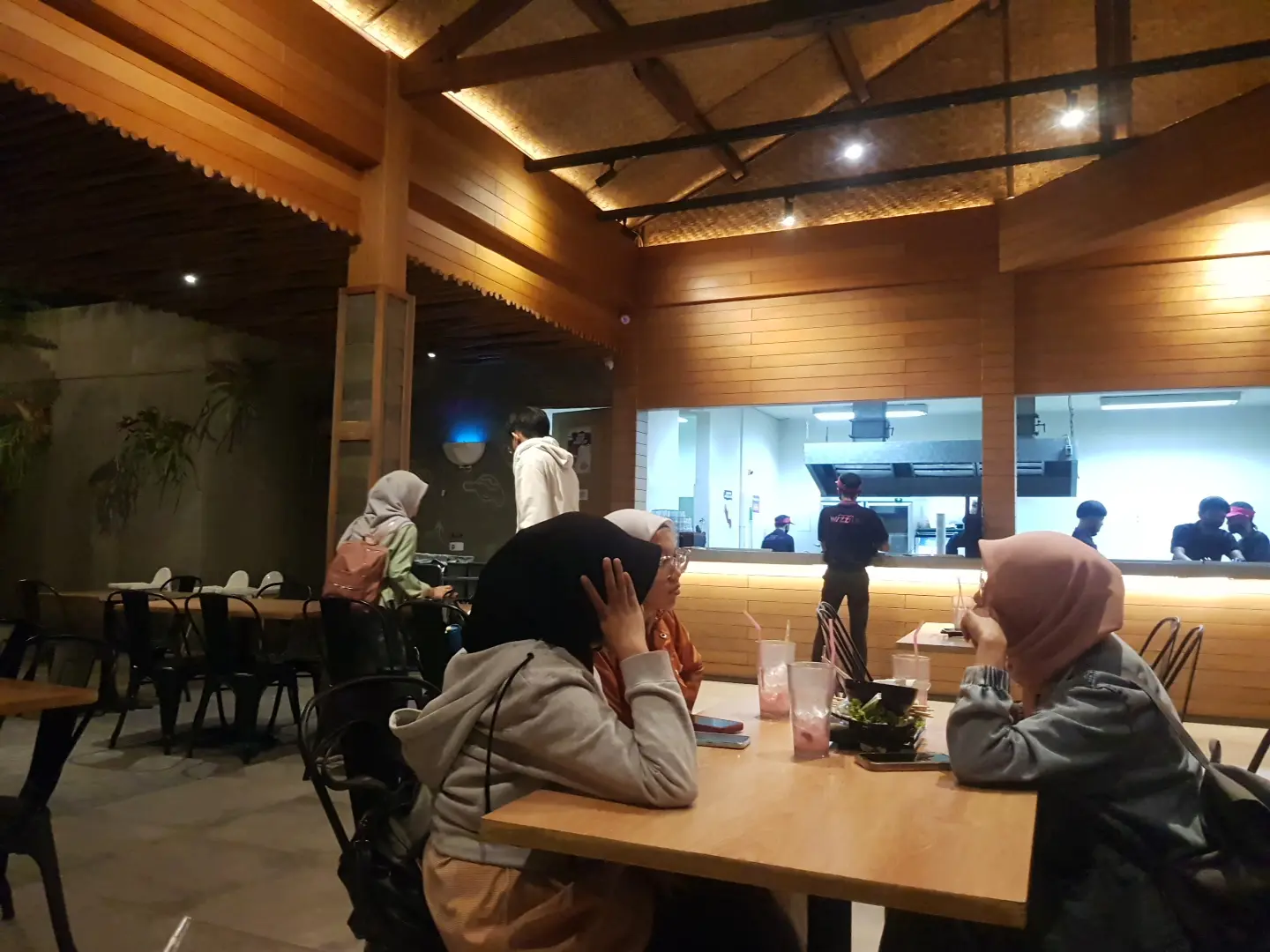 Google 4.8星，2万+评价，就这？万隆Wizzmie到底值不值得排队？ 6