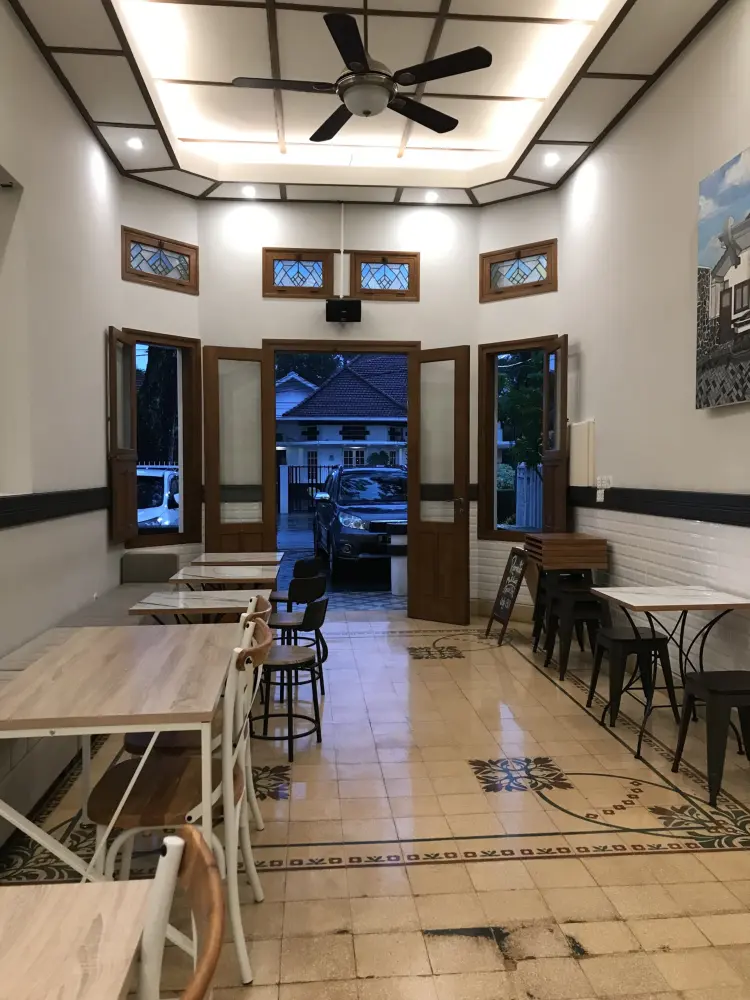 FOURIER Coffee | Eatery 3