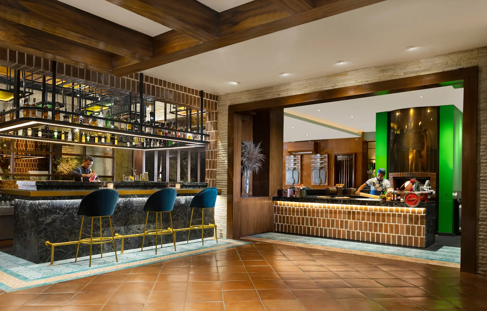 Who said five-star hotel restaurants can't be a disaster? I paid a huge "stupid tax" at Sofitel Cucina. 3