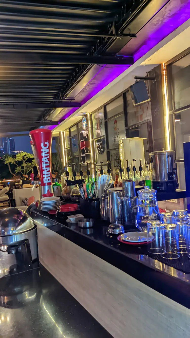 Upstairs Rooftop Cafe 3