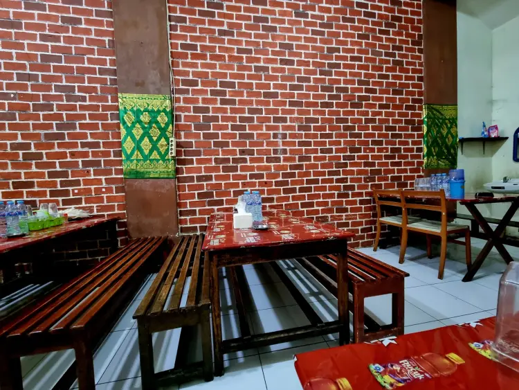 Warung Nasi Pedas Mbak Ririn 10