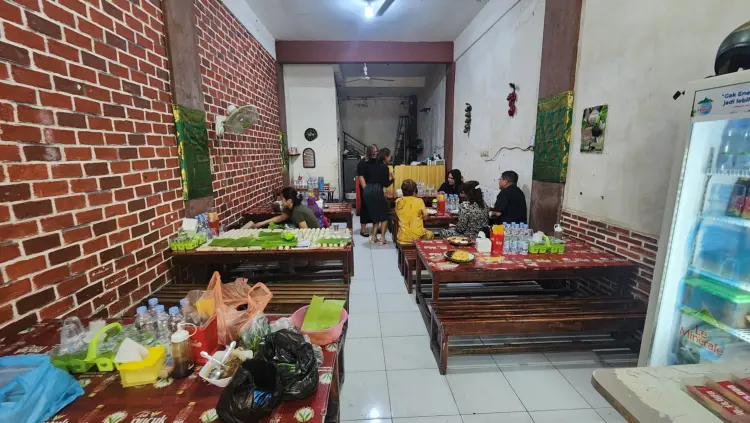 Warung Nasi Pedas Mbak Ririn 3