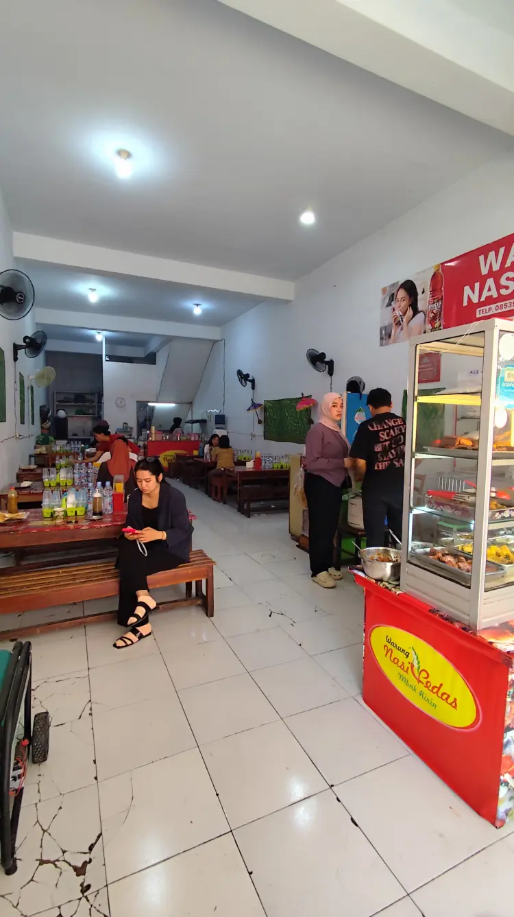 Warung Nasi Pedas Mbak Ririn 4