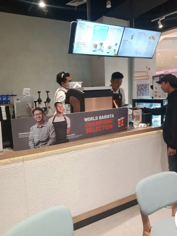 TOMORO COFFEE - Pesona Square Depok 4