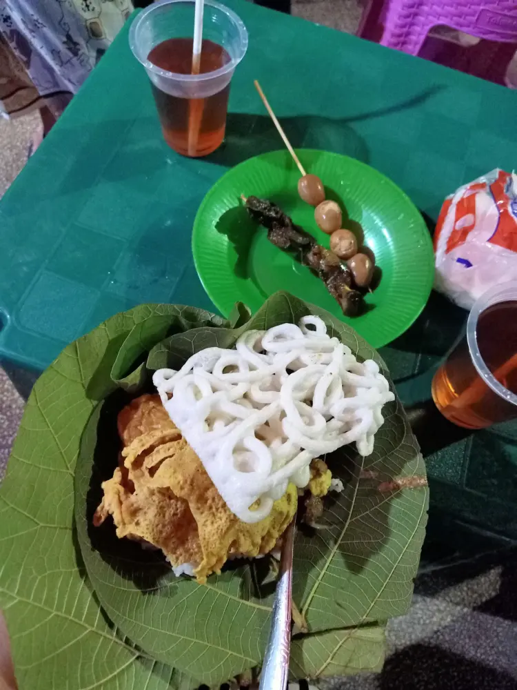 Pincuk Daun Jati Mbak Emma 5