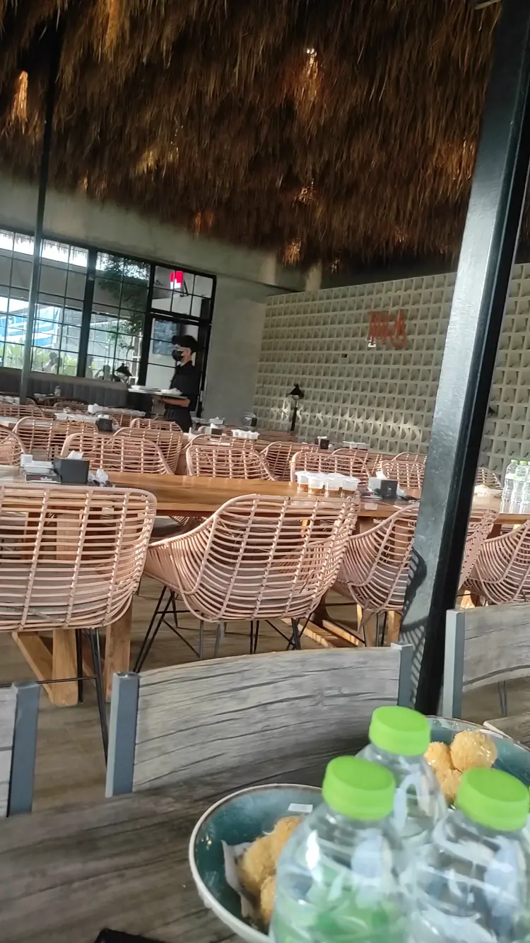 Tigris Cafe & Carwash 4