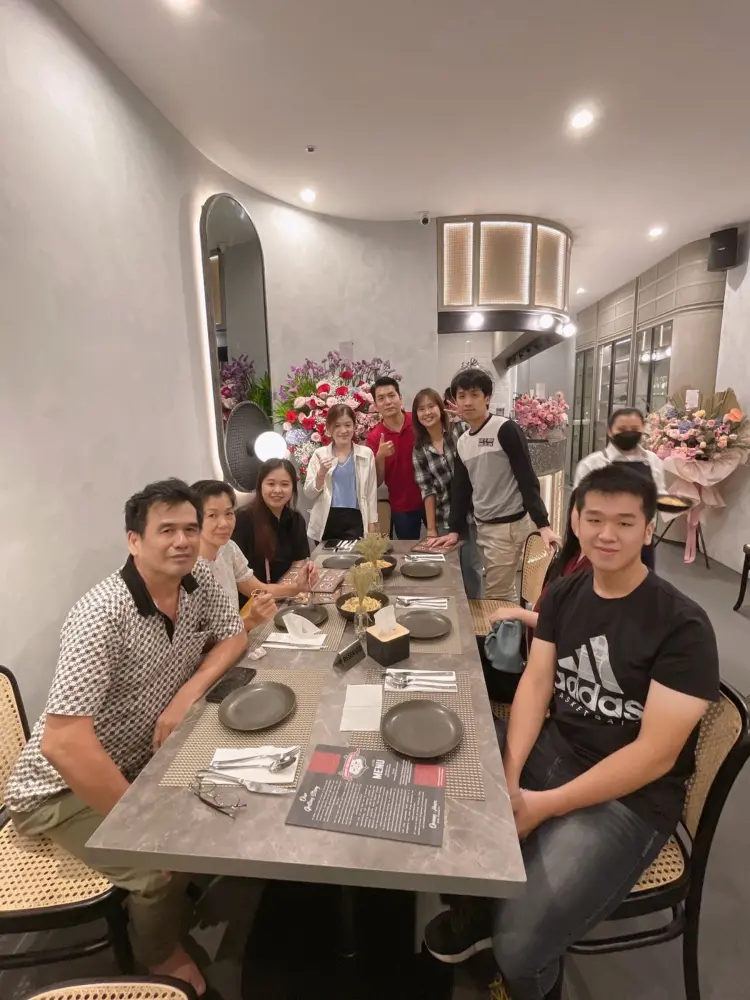 Howdy Grillhouse PIK 7