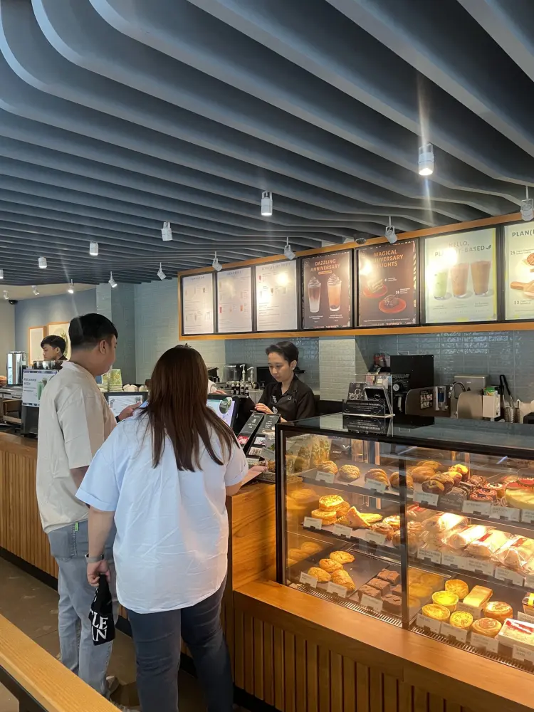 Starbucks Seturan 10