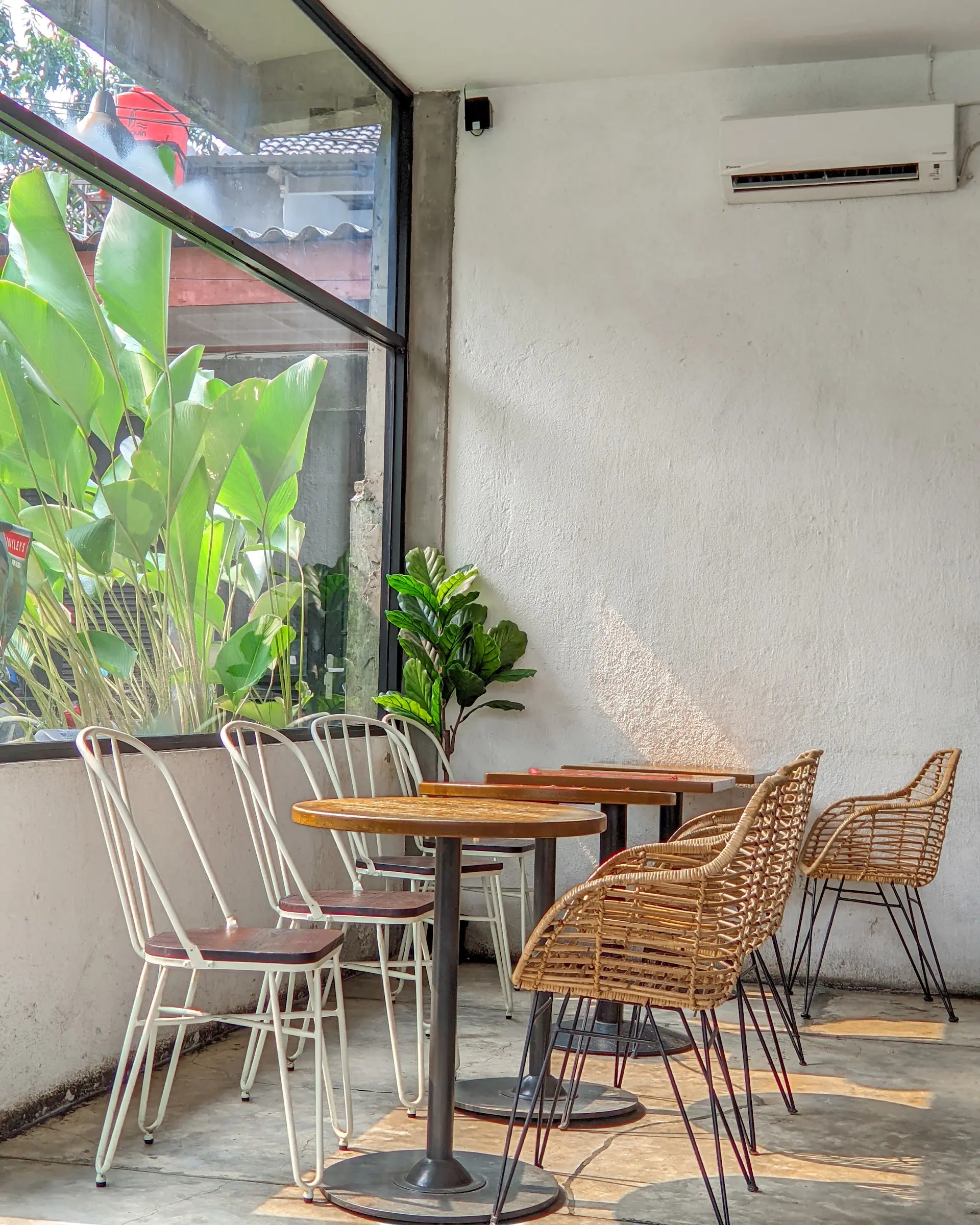 Ada 'Secret Garden' di Tangerang, tapi jangan nekat pakai celana pendek ke sini ya… 3