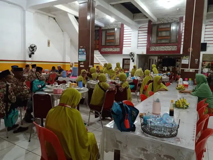 Rumah Makan Dua Wawo 5