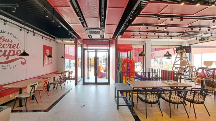 KFC Paramount Petal 4