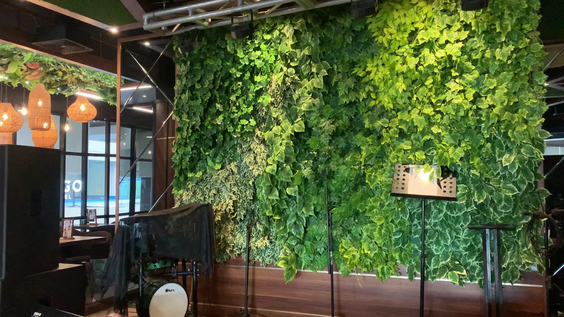 Google 4.8分的神店，竟靠抢手机刷好评？ 7