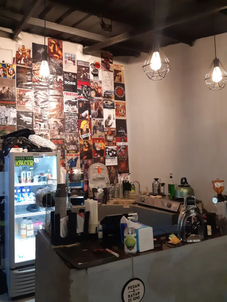 Ruang Bujang Coffee Space 2