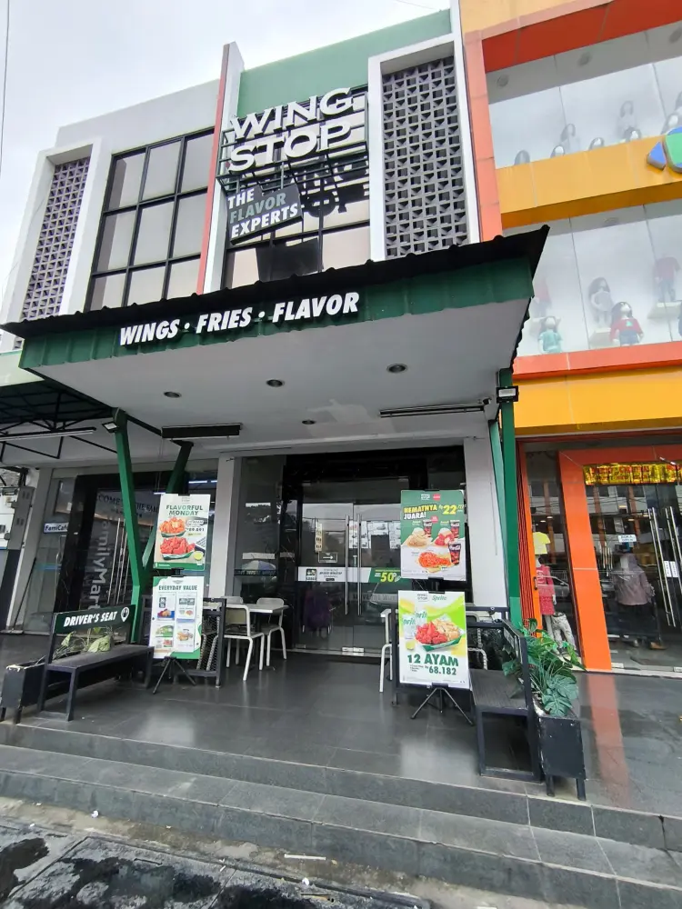 Wingstop Jatiwaringin 1