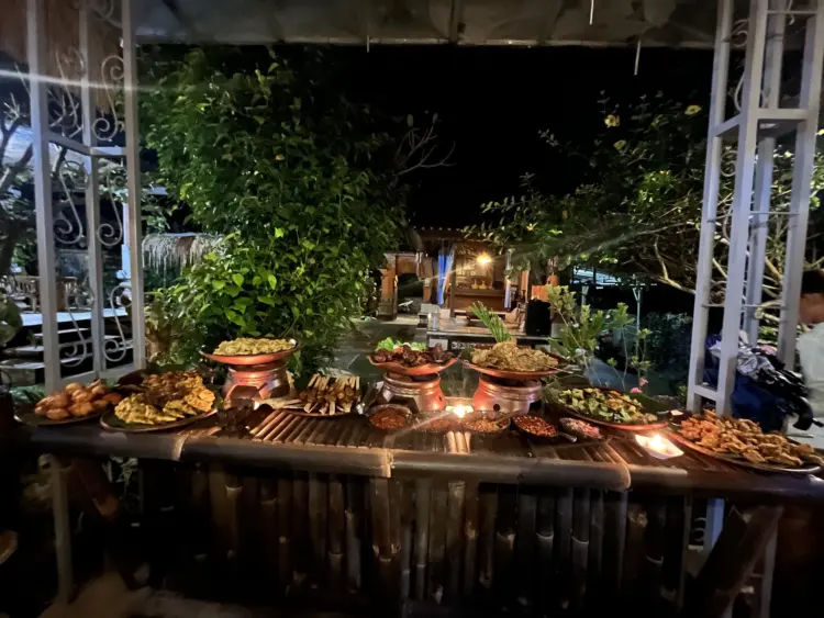 Oemah Sari "Home Resto" 2