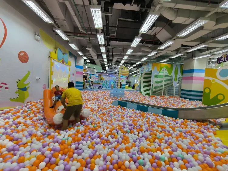 Kidzlandia QUEEN CITY MALL 1