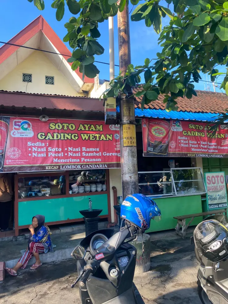 Warung Soto Ayam Gading Wetan 1