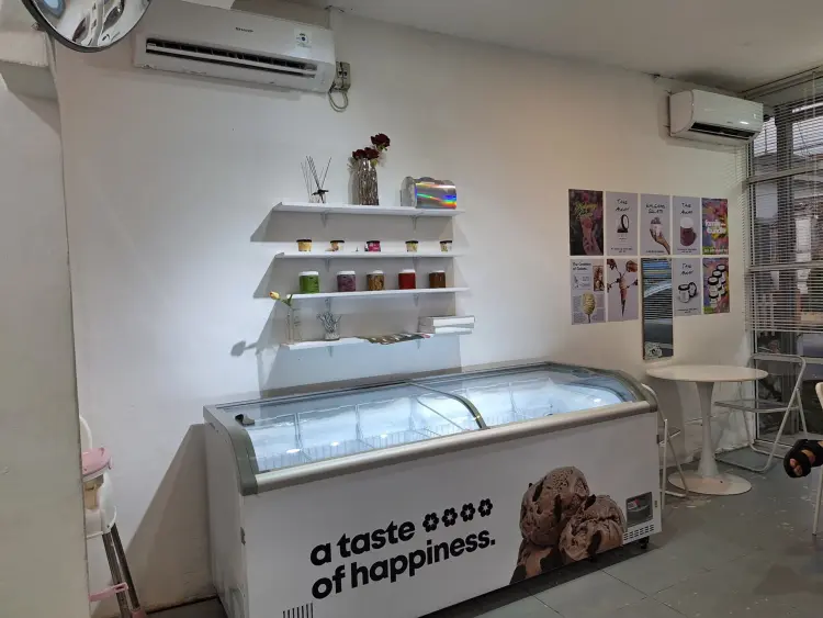 Kalgarys Gelato & Ice Cream 9