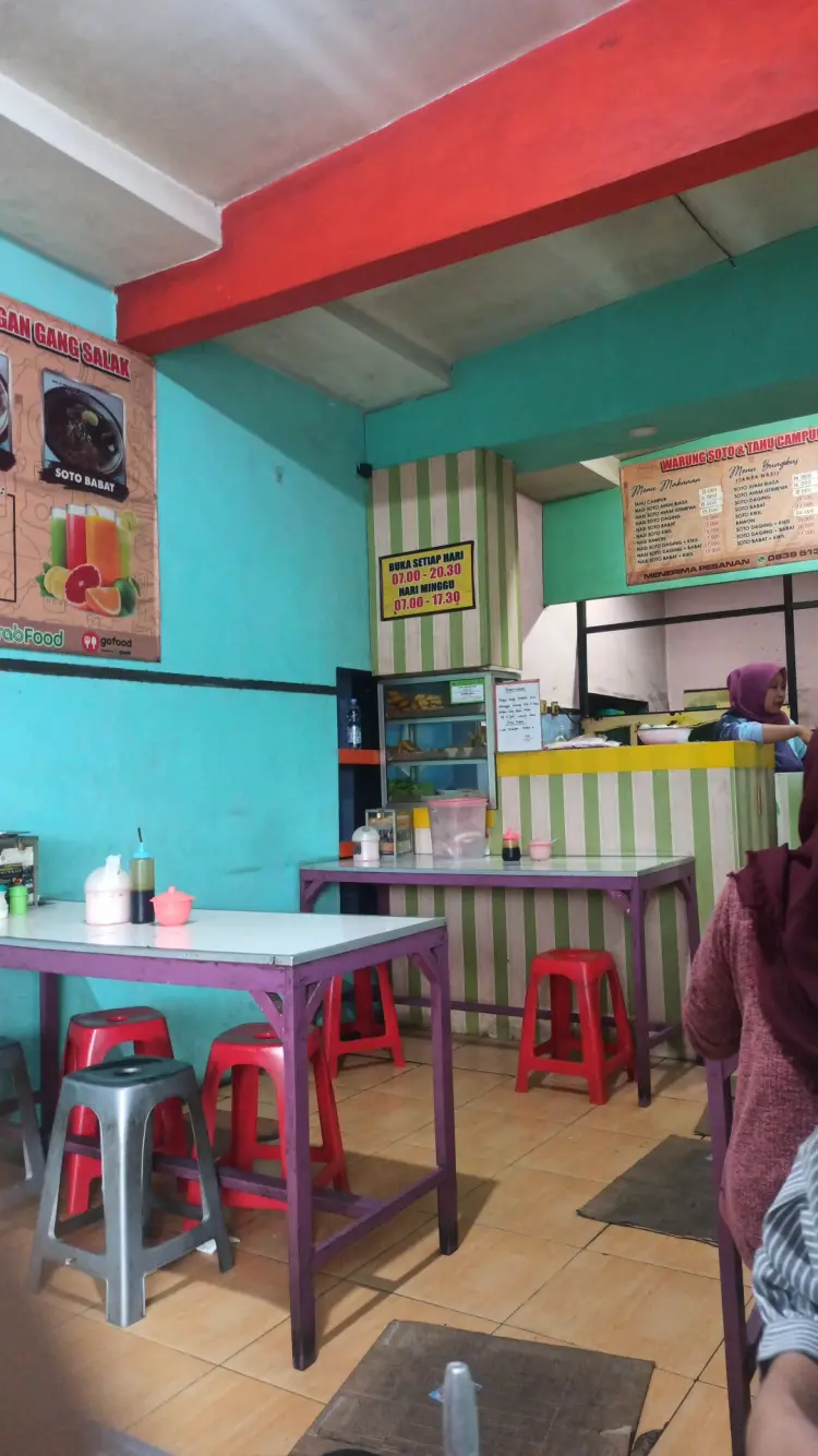 Soto & Tahu Campur Lamongan Gang Salak 6