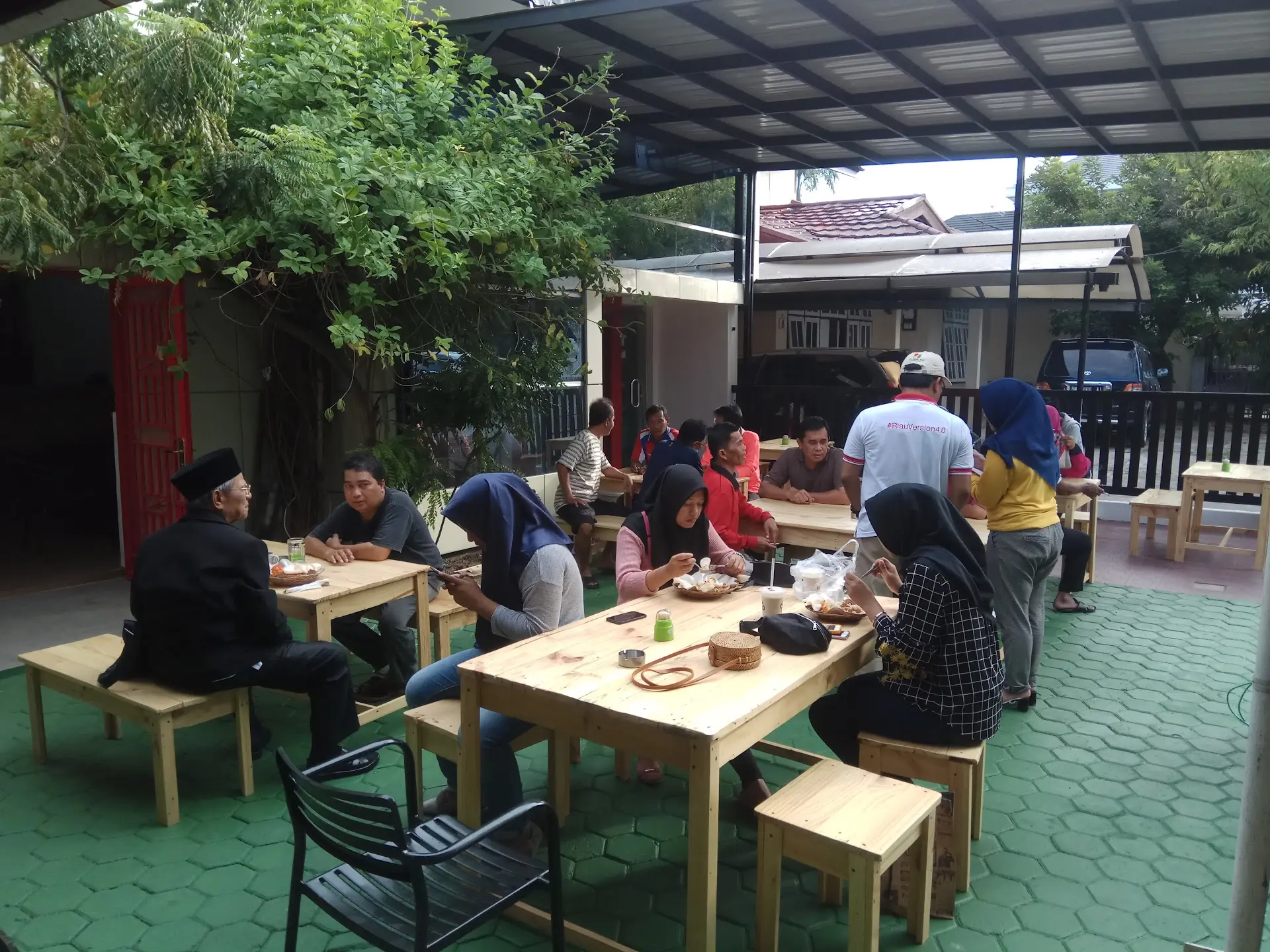 An 8k Rupiah Padang Buffet? I'm afraid the owner will go broke 2