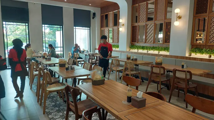 Mlinjo Cafe and Resto Semarang 7