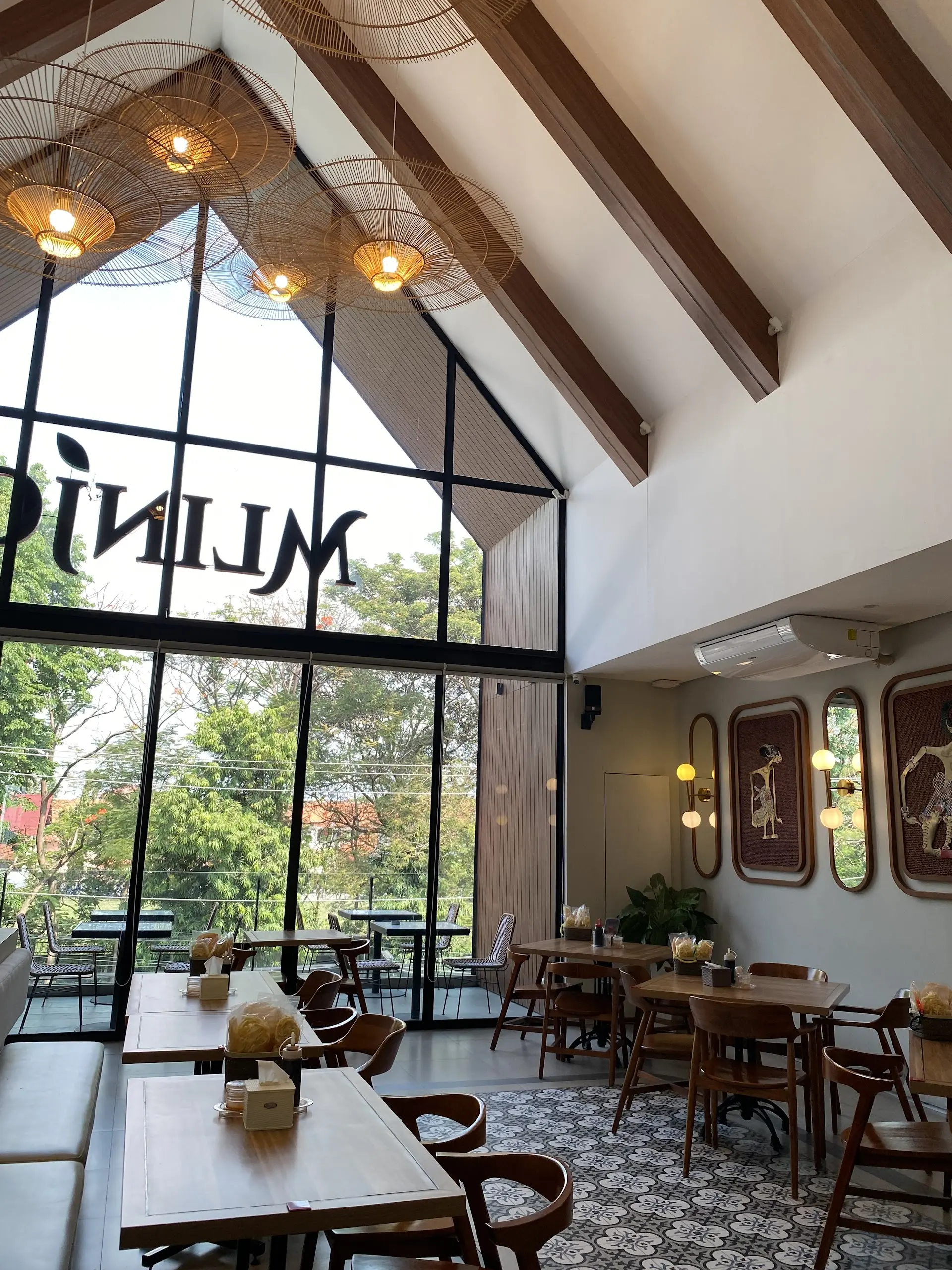 This 4.8-star Google gem in Semarang is Mantap, but there's a catch I must tell you 6