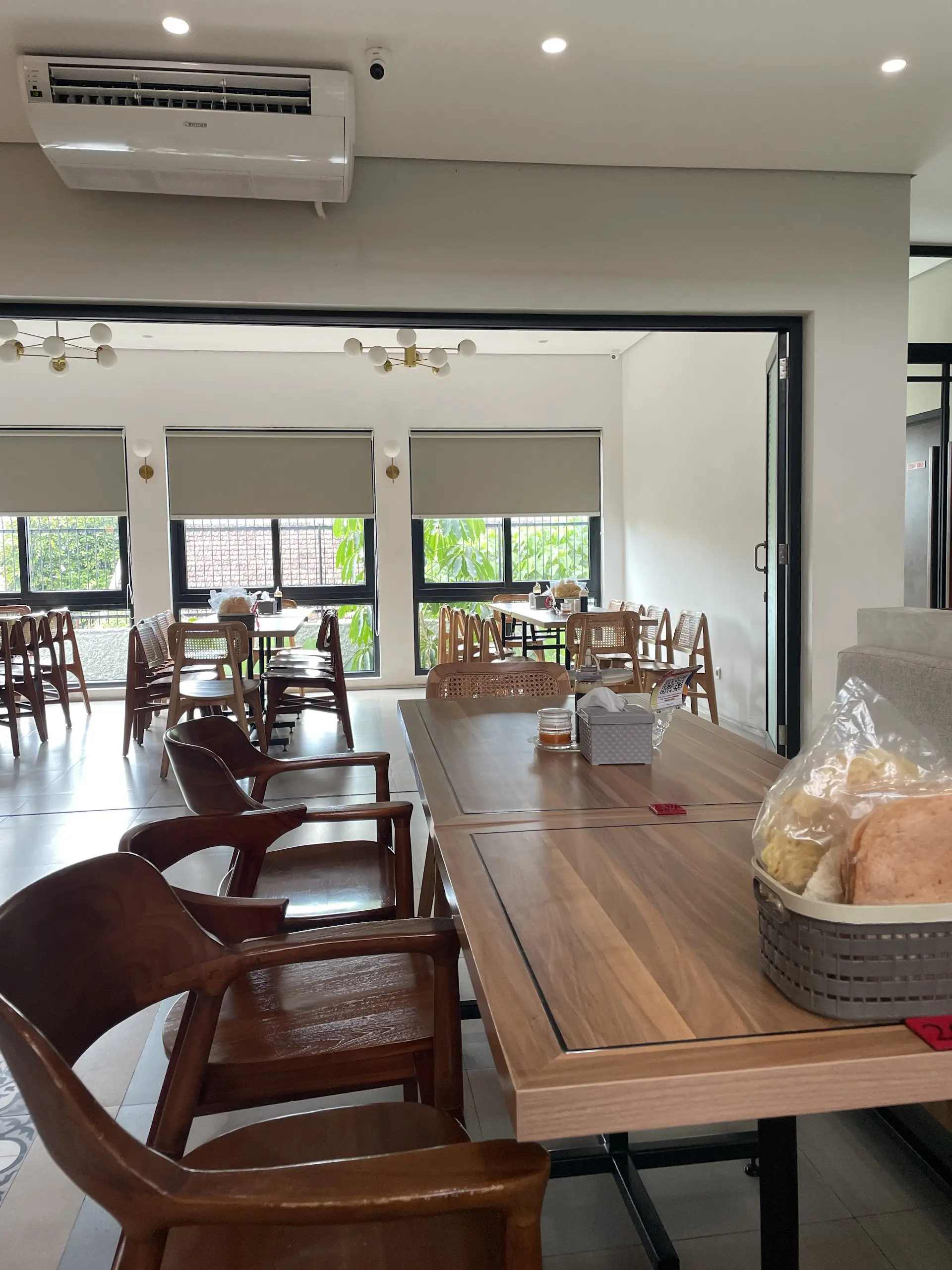 This 4.8-star Google gem in Semarang is Mantap, but there's a catch I must tell you 7