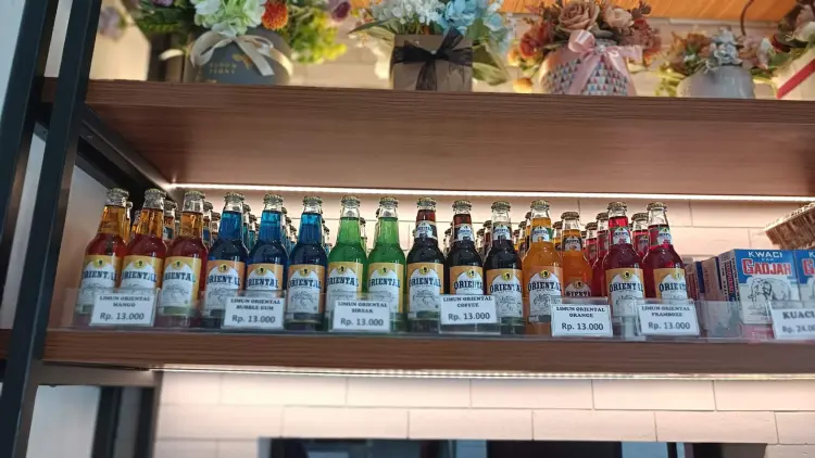 Mlinjo Cafe and Resto Semarang 10