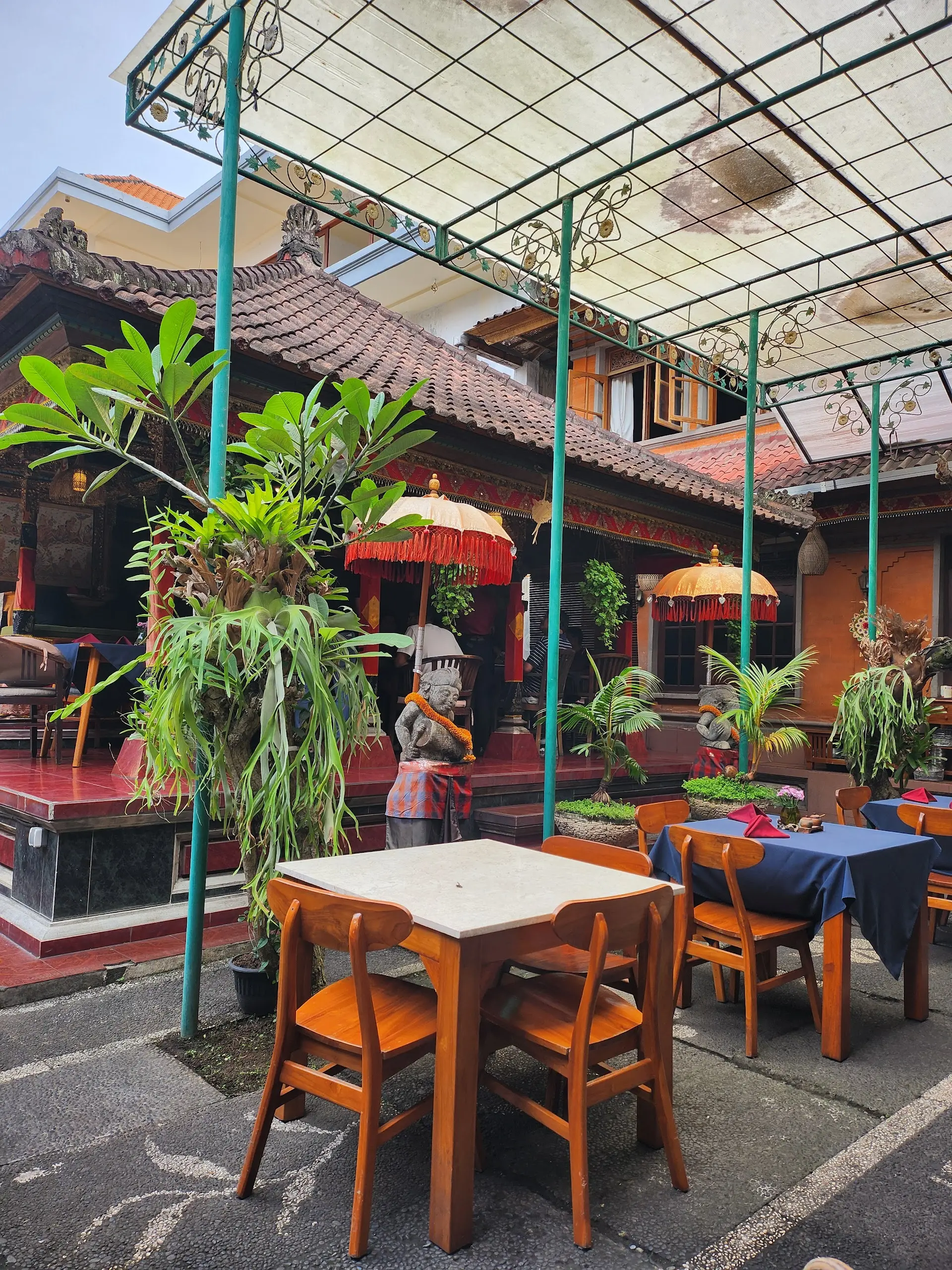 Google 4.7 bintang, review bagus restoran India di Ubud ini ditukar es krim? 5