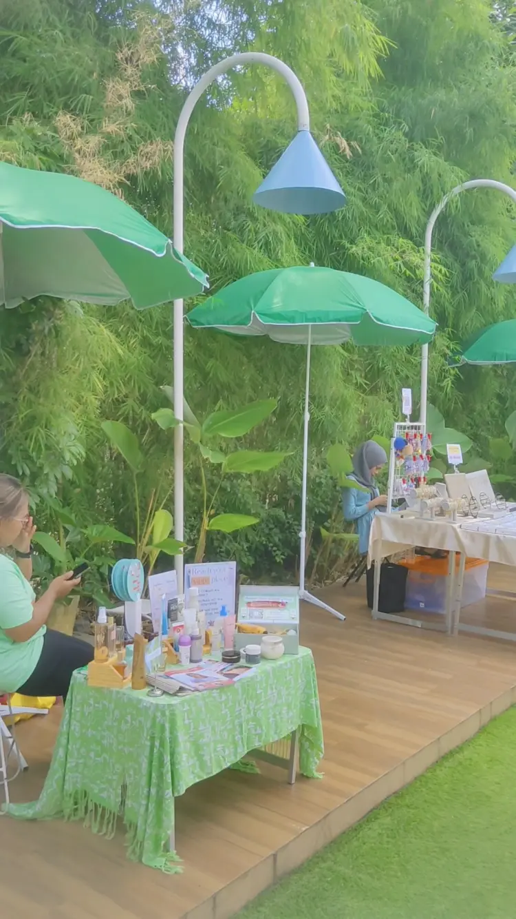 Nuju Coffee HQ, Enggal 9