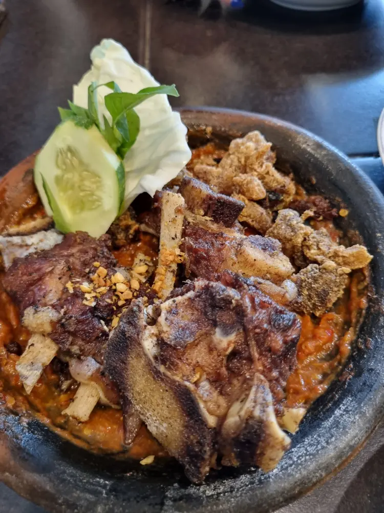 Warung Leko HR Muhammad 8