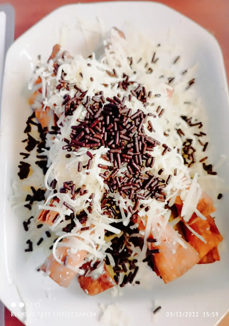 Looji Cafe & Eatery 4