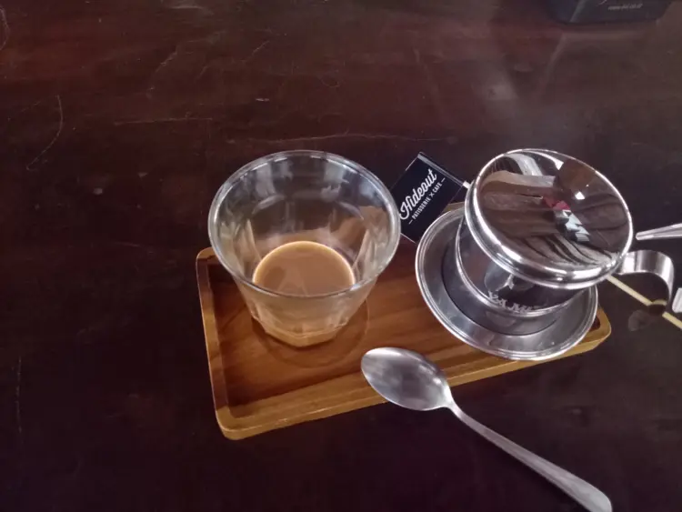 Hideout Patisserie & Cafe 9