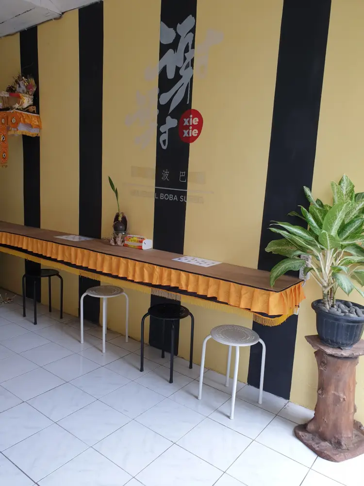 Xie Xie Boba Candidasa 1