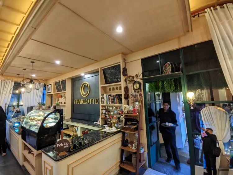 Restaurant CHARLOTTE & HUGO "meat" 3