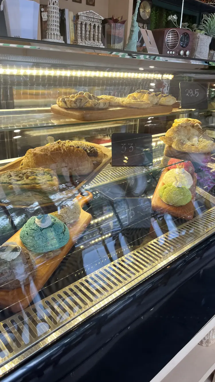 Restaurant CHARLOTTE & HUGO "meat" 9