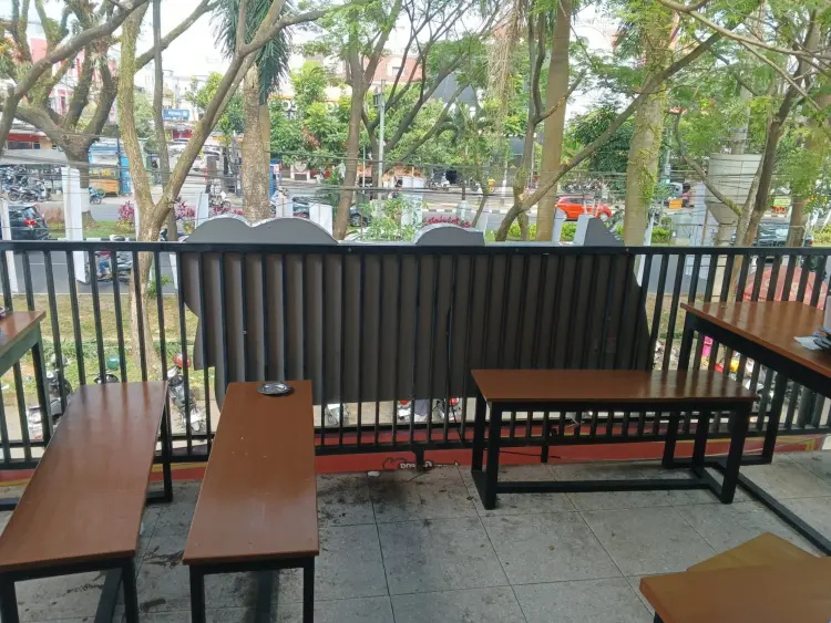 Ayam Goreng Massiva Suhat 10