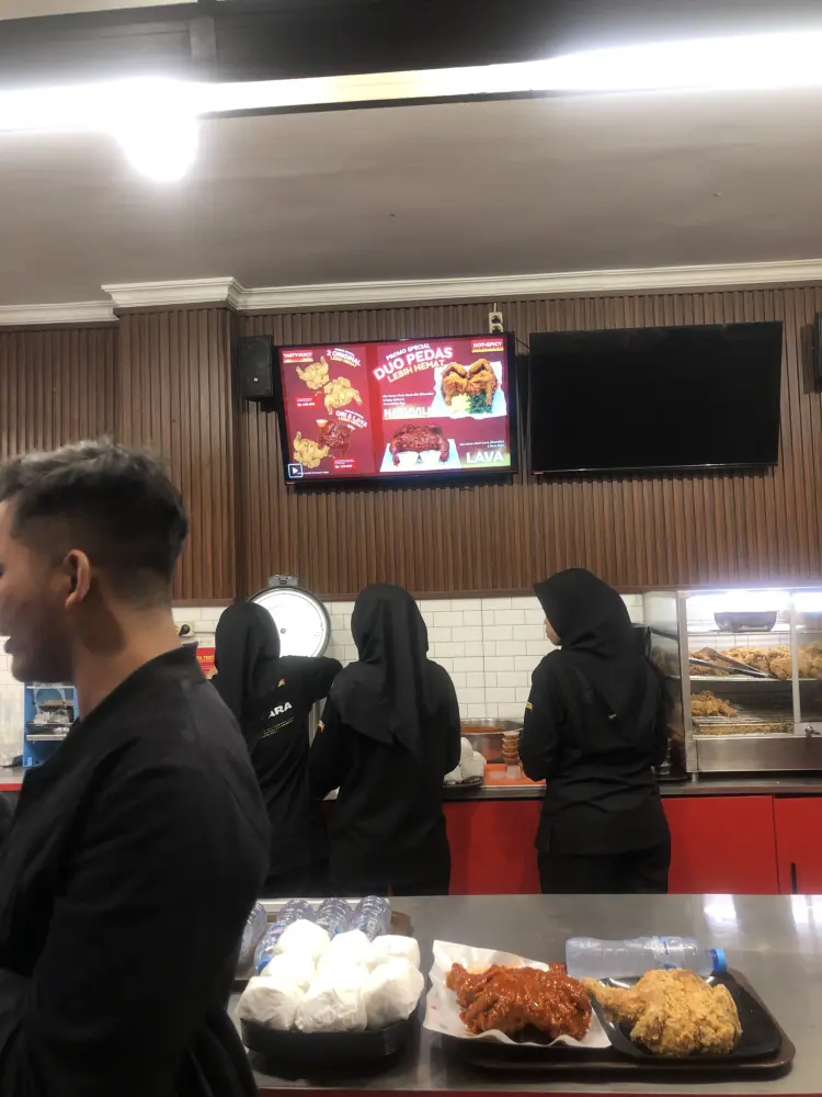 Ayam Goreng Massiva Suhat 3