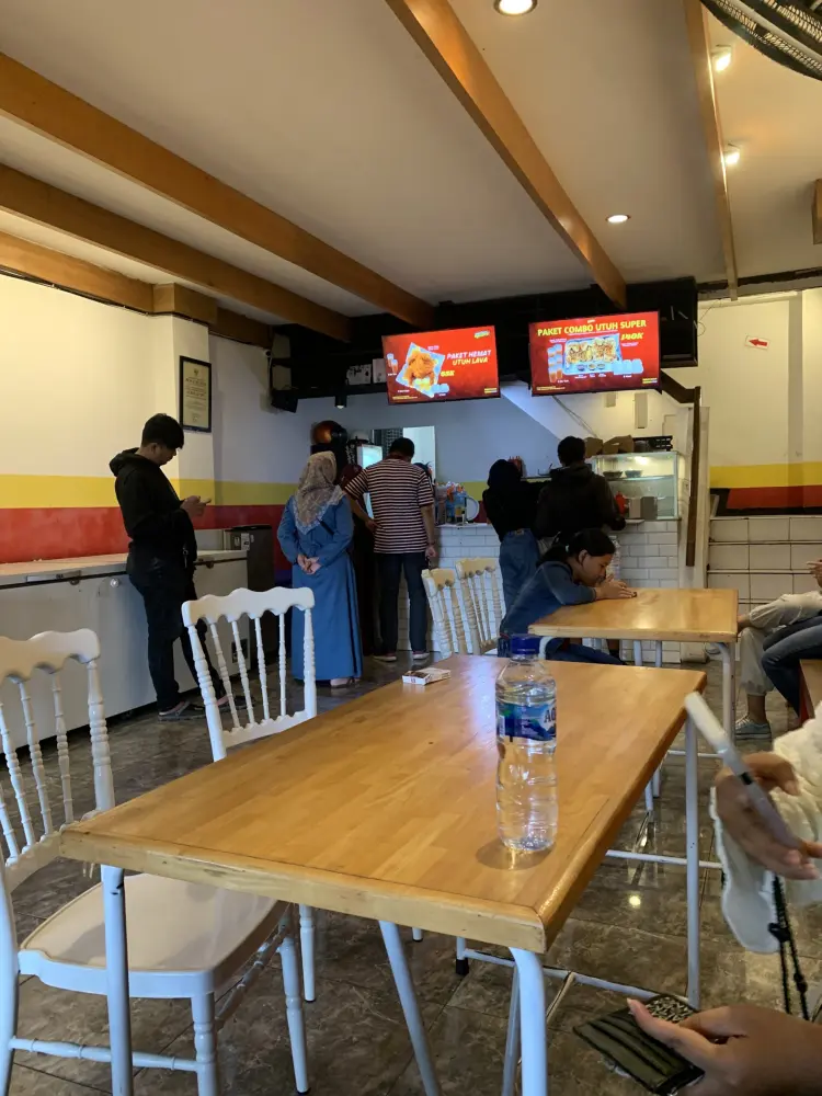 Ayam Goreng Massiva Suhat 4