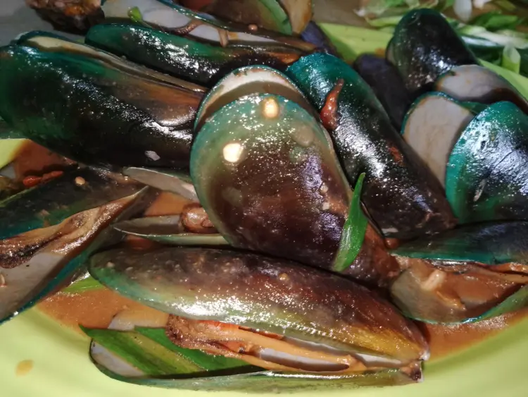 YU SRI SEAFOOD RESTAURANT 9