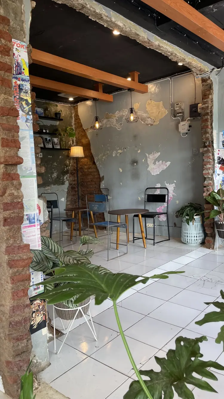 Alissha Coffee Kuningan 1