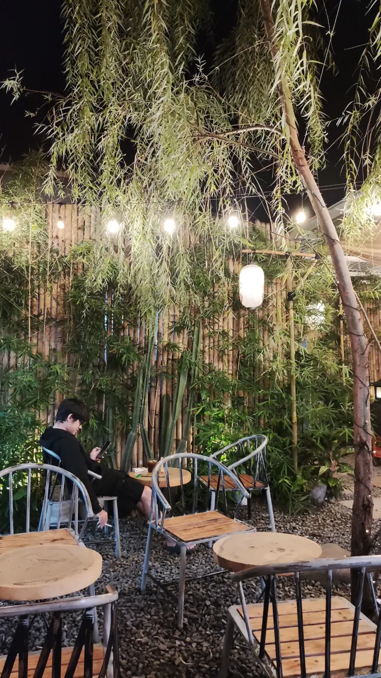 Alissha Coffee Kuningan 3