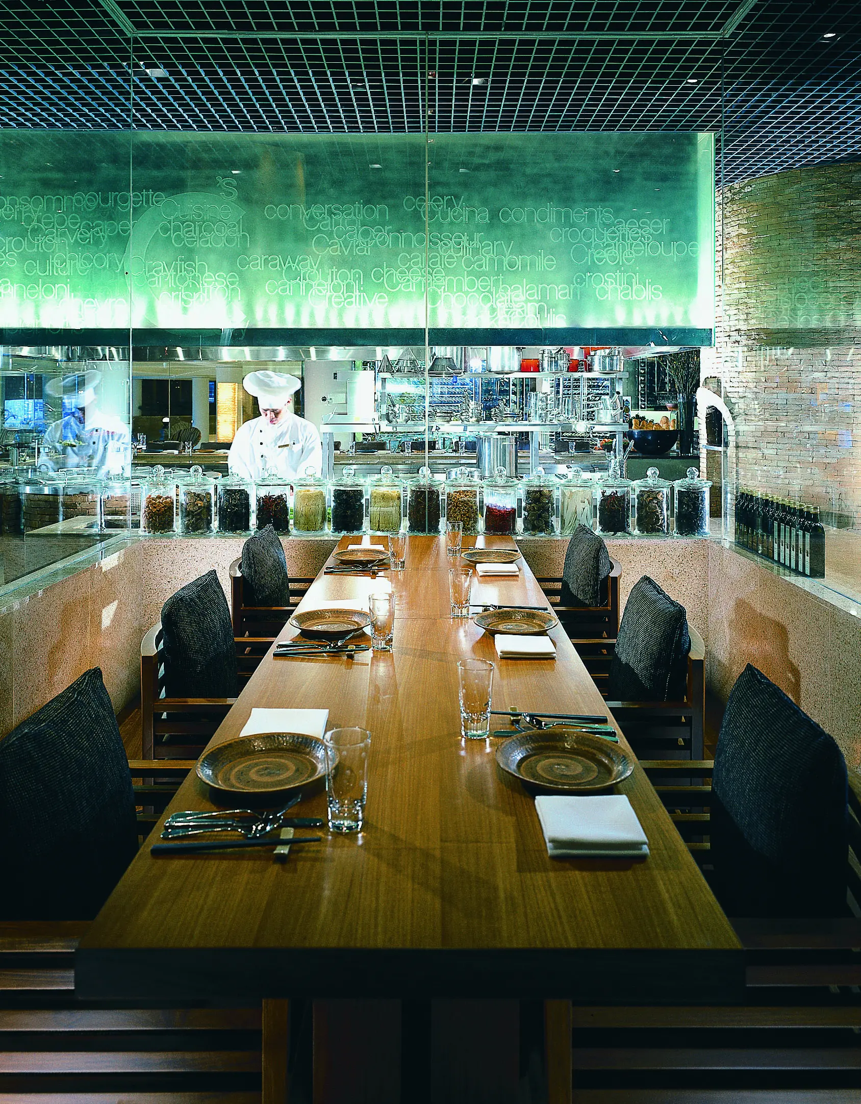 Makan di Grand Hyatt Jakarta habis 2 juta, tapi yang paling bikin nyesel bukan itu… 4