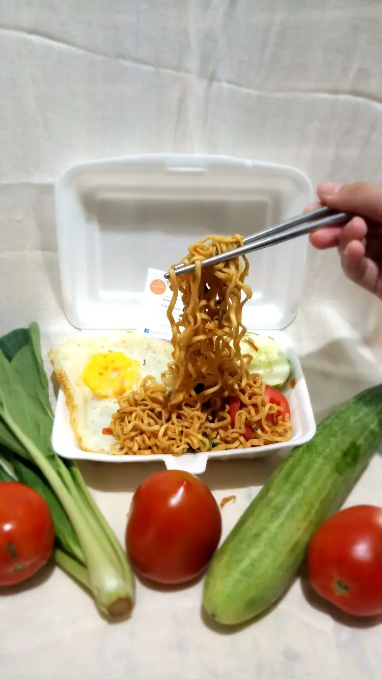 Yummie pedas x MenumSegelas 2