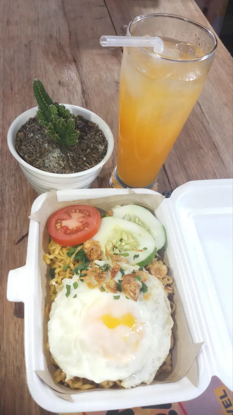 Yummie pedas x MenumSegelas 3