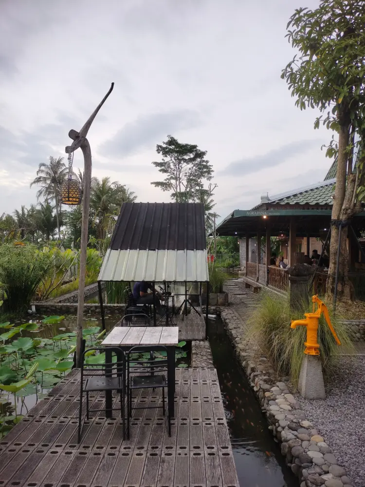 Agrapana Tea & Eatery 8