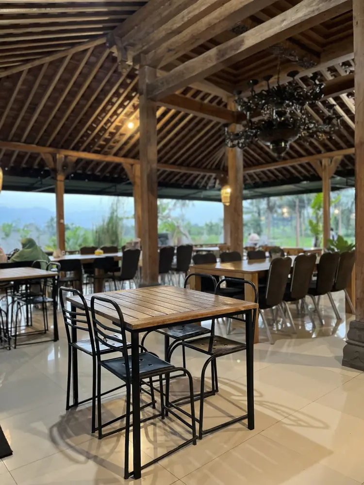 Agrapana Tea & Eatery 4