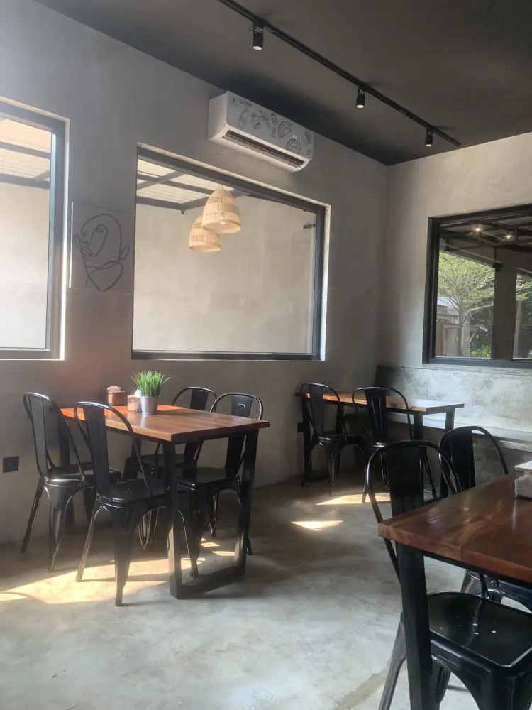 Lekker dan Kopi by Lekker Story, Meruya. 3